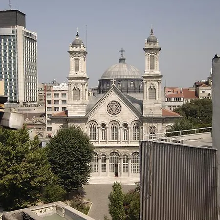 住宿加早餐酒店 Istiklal 3*