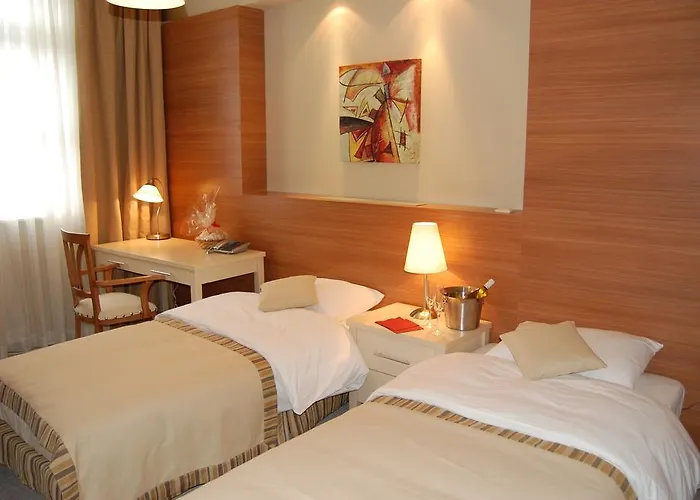 Istiklal 3* イスタンブール