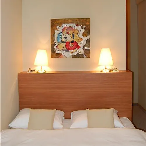 Istiklal 3* イスタンブール